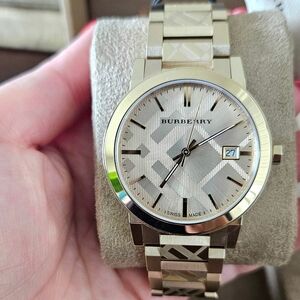 Brand New Women's Burberry Gold Watch